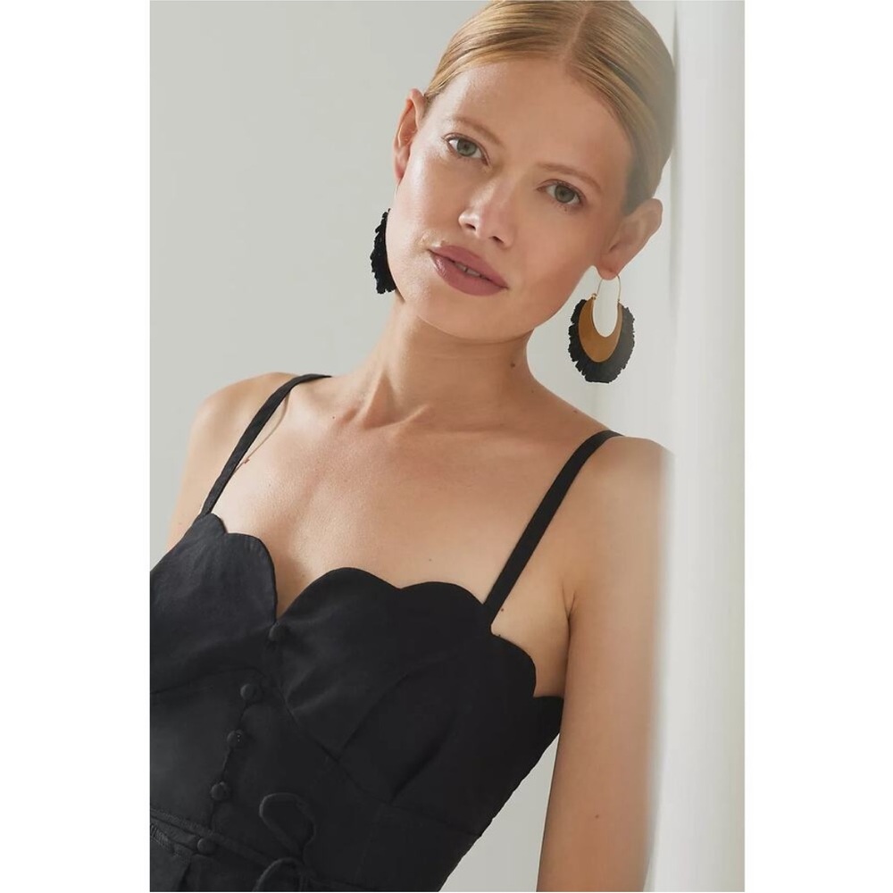Anthropologie Slim Scalloped Front Slit Corset Dress in Black SZ US 0 NWT - Picture 2 of 8